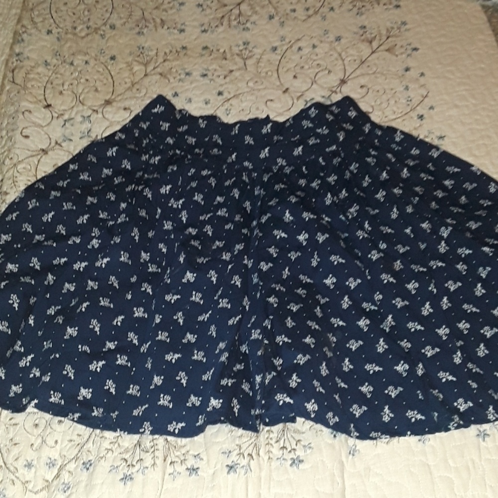 Floral print skirt